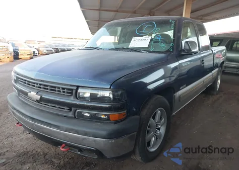 2000 Chevrolet Silverado 1500 Ls from USA, damaged, VIN 2GCEC19T9Y1151158
